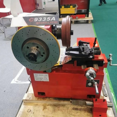 الأحمر الأبيض 350 ملم بطاقة الفرامل الدوارة آلة C9335A مع سرعة الدوران 130r / min