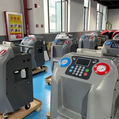 18 كجم سعة الأسطوانة X580 R1234YF آلة إعادة شحن وتشغيل التيار المتردد مع طابعة